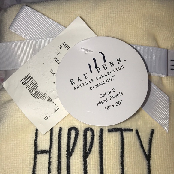 NWT Rae Dunn Hand towels - Picture 3 of 4